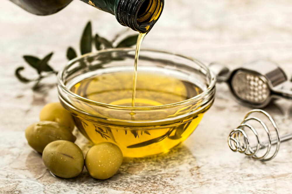 5-Minute Olive Oil Salad Dressings You’ll Make on Repeat